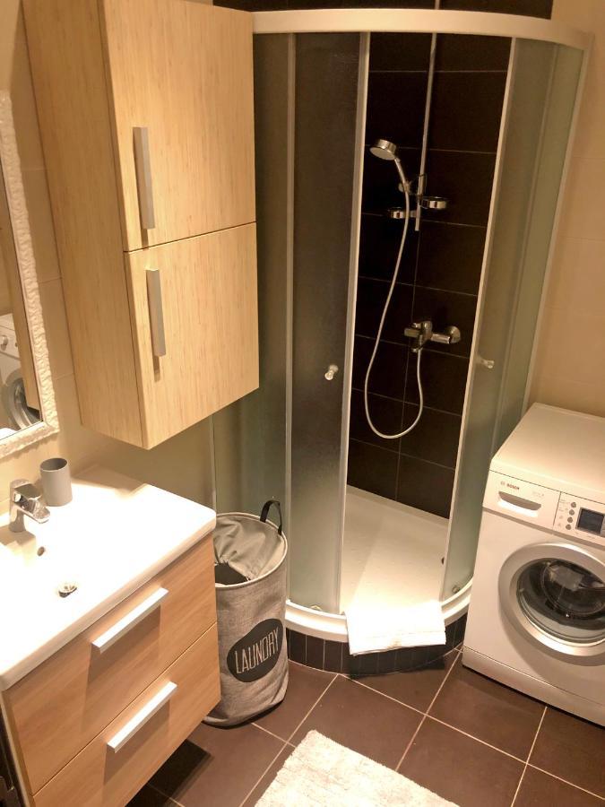Quince Apartment-Free Parking-City Center เบลเกรด ภายนอก รูปภาพ